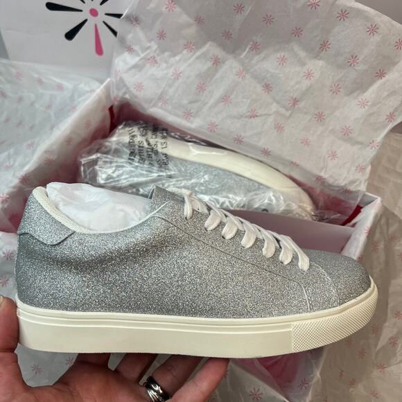 Isaac Mizrahi Glitter Sneakers Casual sz 5.5 Low-Top Lace-Up Womens Shoes Silver - Picture 3 of 10